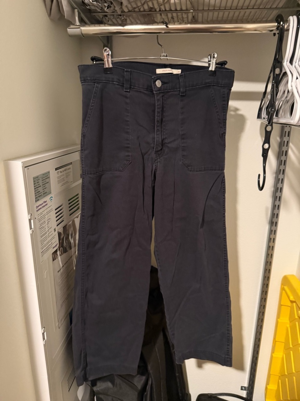 Levi's Women's Black Barrel Jeans